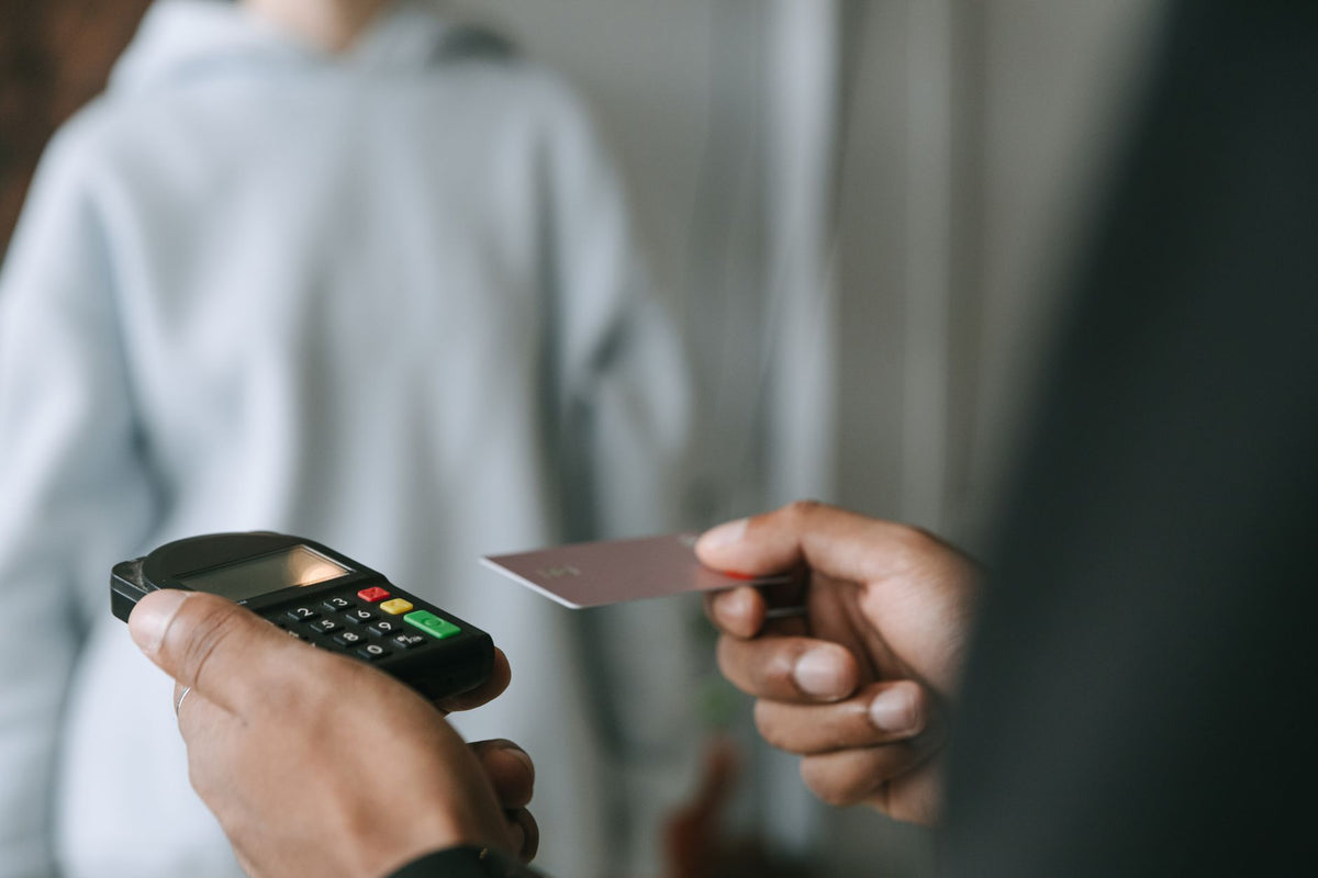 Best Digital Business Card Australia: Why Sales Pros Are Switching - Smart Tap