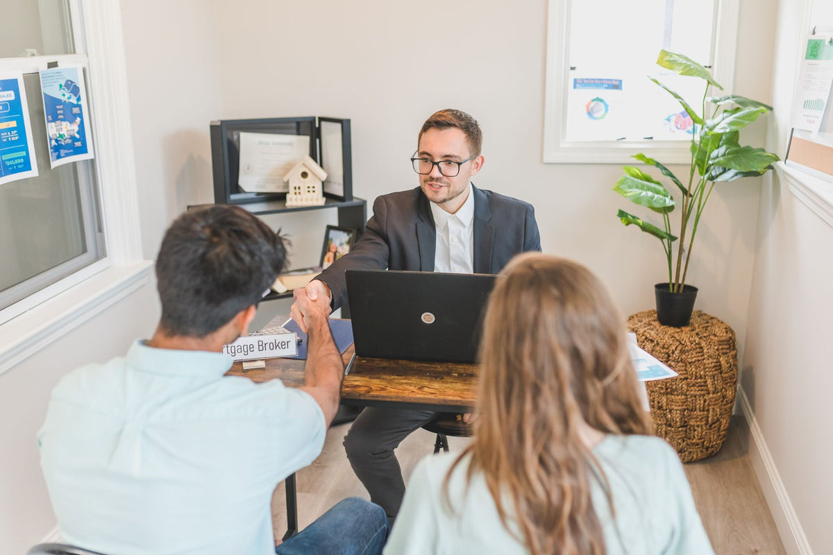 NFC Digital Business Card: The Sydney Mortgage Broker’s Lead Magnet - Smart Tap