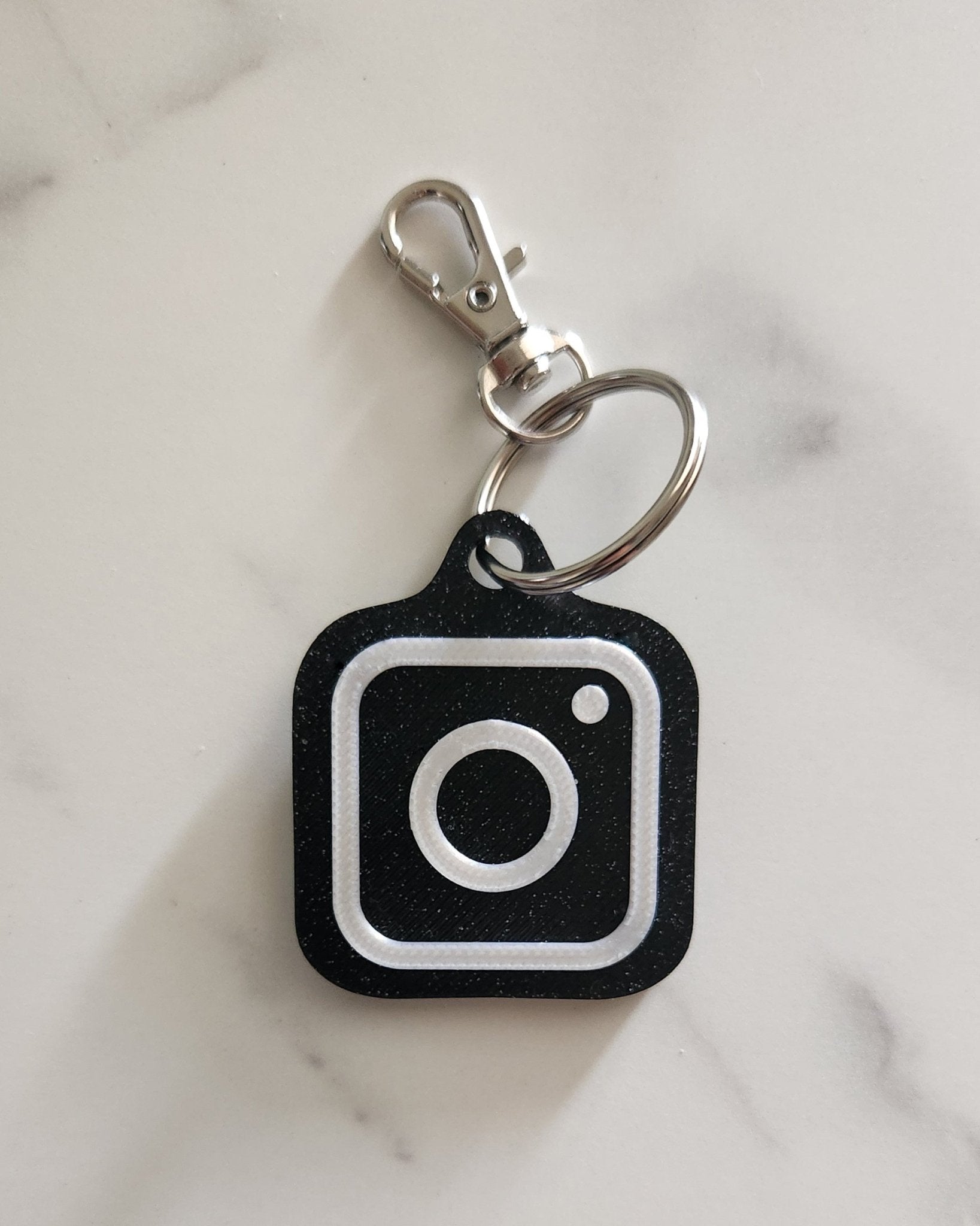 Social Tags (Seamless) - Smart Tap